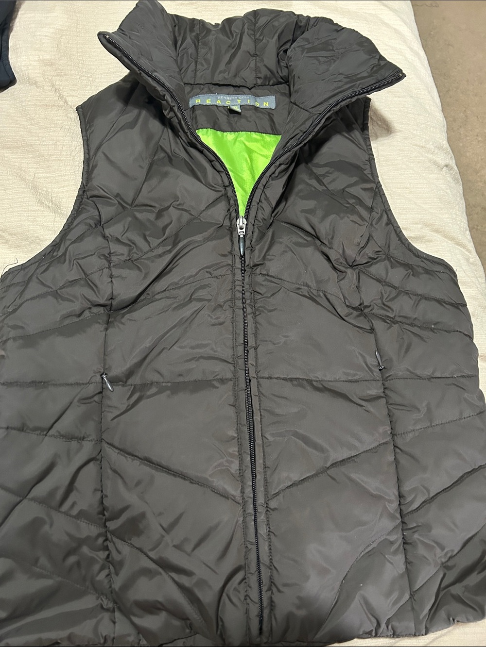 Kenneth Cole Reaction Black Puffer Vest with Lime Green Lining